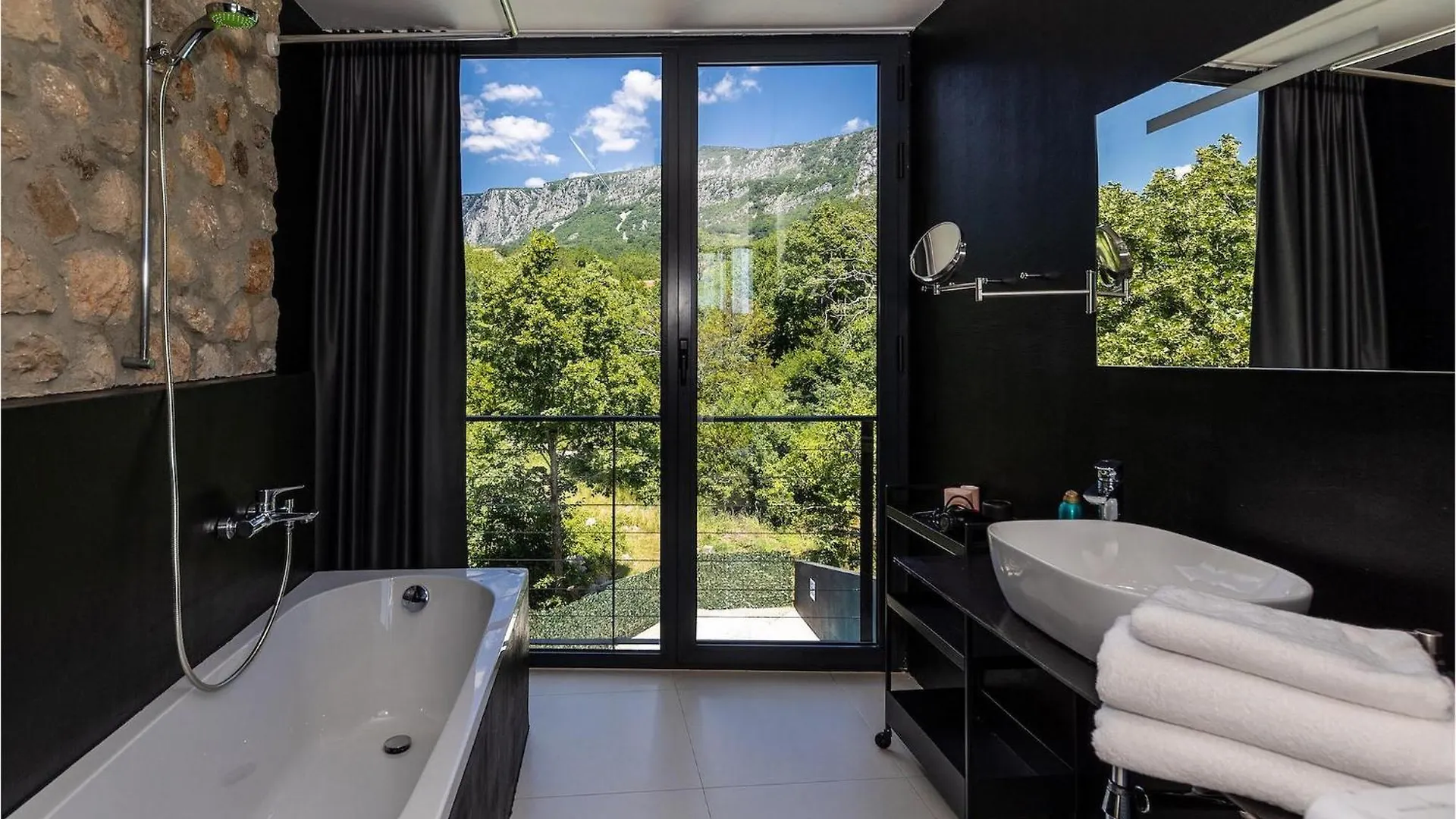 Villa Ariana Grizane-Belgrad 0*,